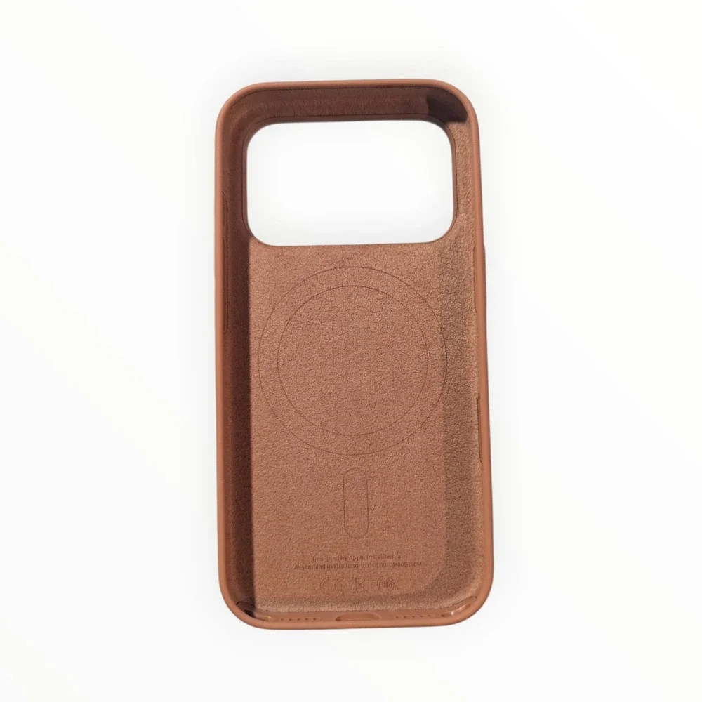 T9-O Apple‎ Case for iPhone 17 Pro Silicone with MagSafe and Camera Control